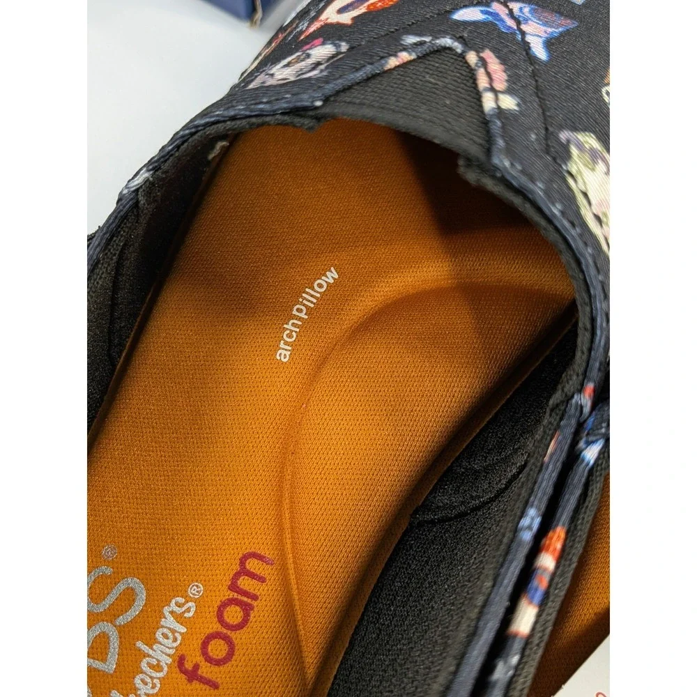 NIB POSH PUPS😍Skechers BOBs for Dogs Slip-On Sz 6 Flat‎ Memory Foam Shoes Black
